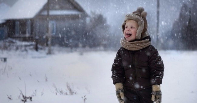 15 зимових фото про щасливе дитинство в селі